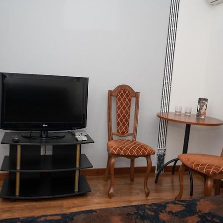 Hotel Piano Kiev Ngoại thất bức ảnh