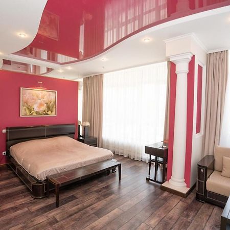 Hotel Piano Kiev Ngoại thất bức ảnh