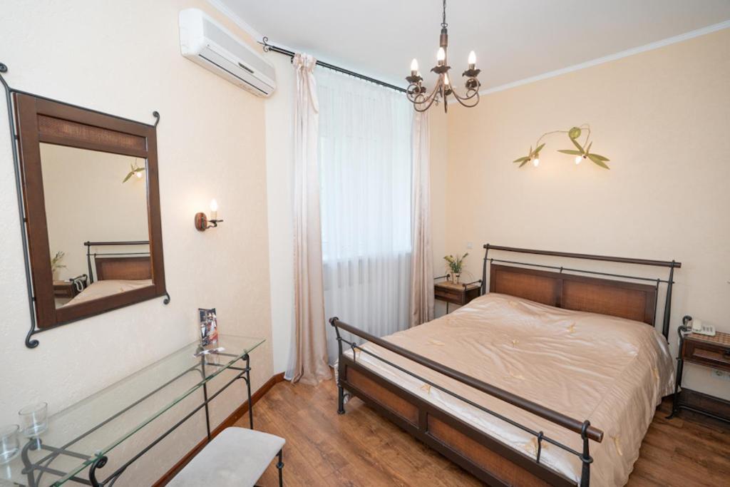 Hotel Piano Kiev Ngoại thất bức ảnh