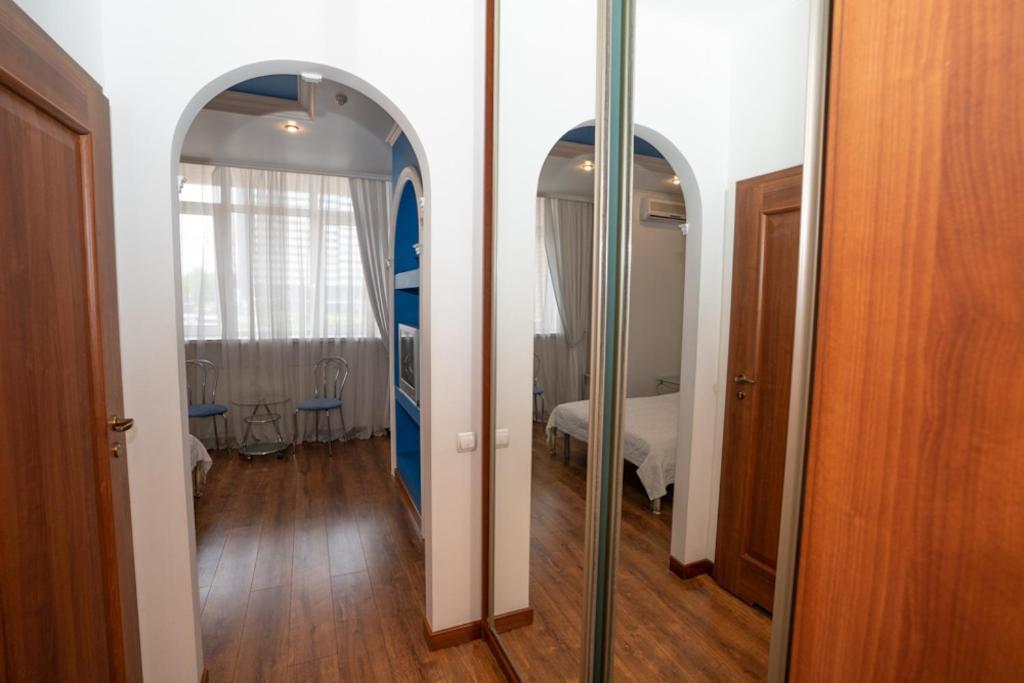 Hotel Piano Kiev Ngoại thất bức ảnh
