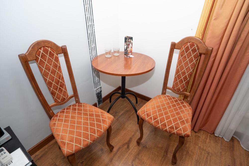 Hotel Piano Kiev Ngoại thất bức ảnh
