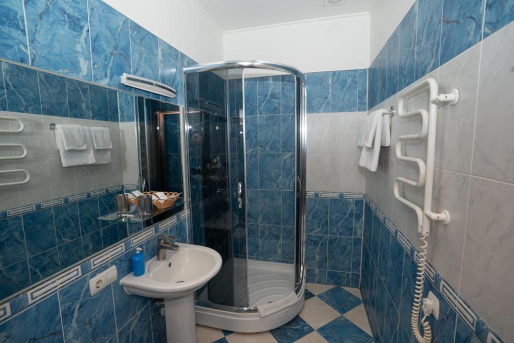 Hotel Piano Kiev Ngoại thất bức ảnh